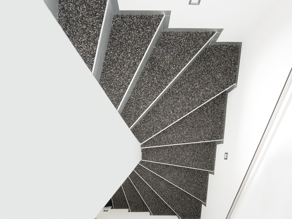  Stiegen & Trittkanten 